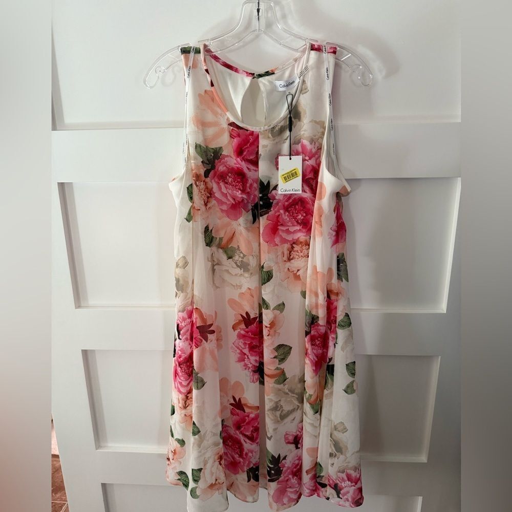 New Calvin Klein Floral Sleeveless Dress flowy size 16